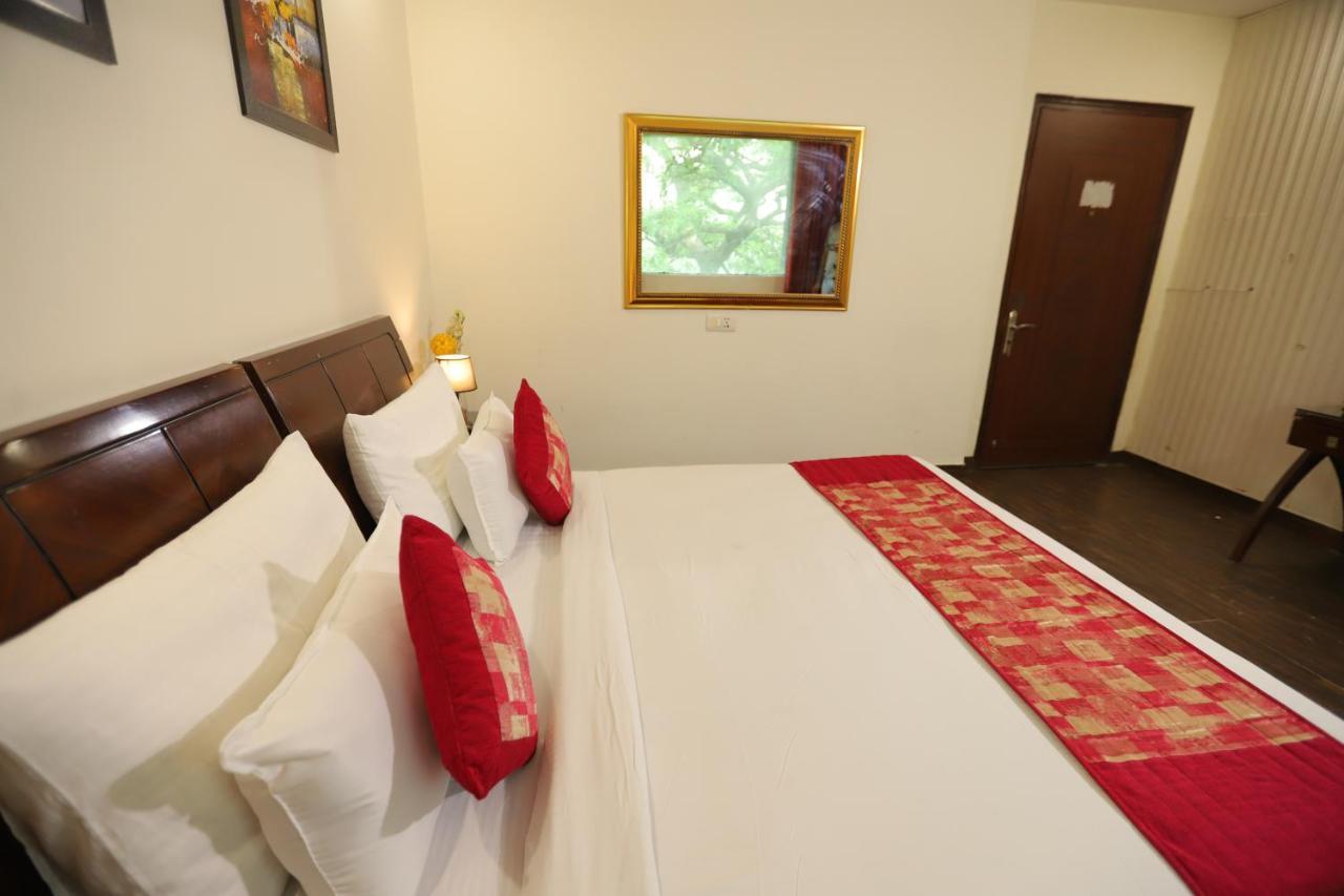 The Picasso Residency - Naraina New Delhi 호텔 외부 사진