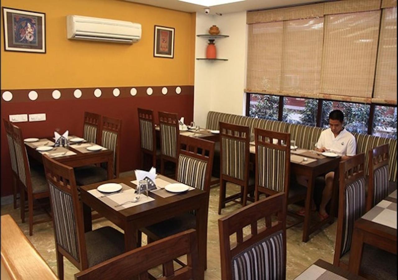 The Picasso Residency - Naraina New Delhi 호텔 외부 사진