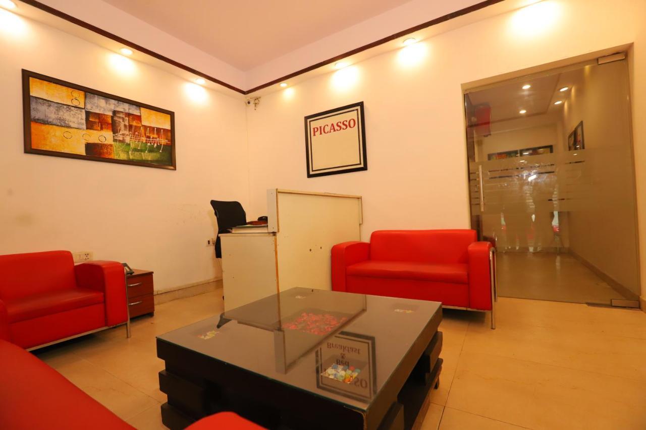 The Picasso Residency - Naraina New Delhi 호텔 외부 사진