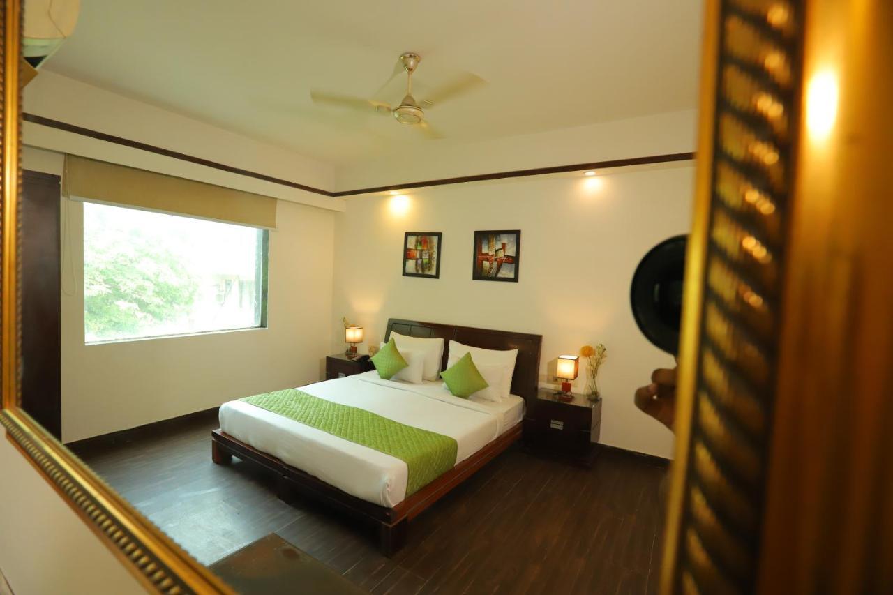 The Picasso Residency - Naraina New Delhi 호텔 외부 사진