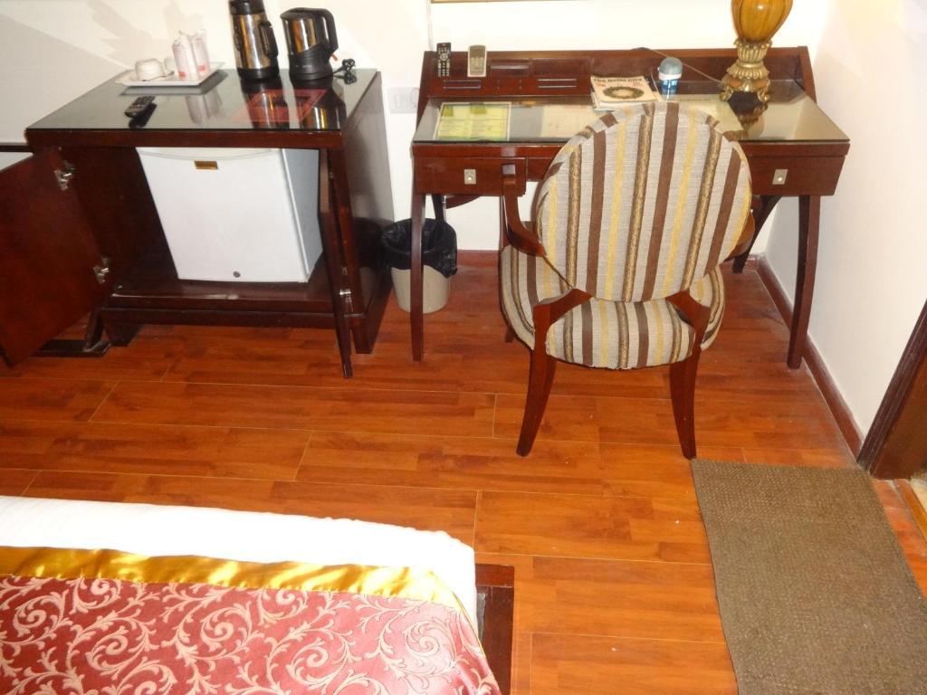 The Picasso Residency - Naraina New Delhi 호텔 외부 사진