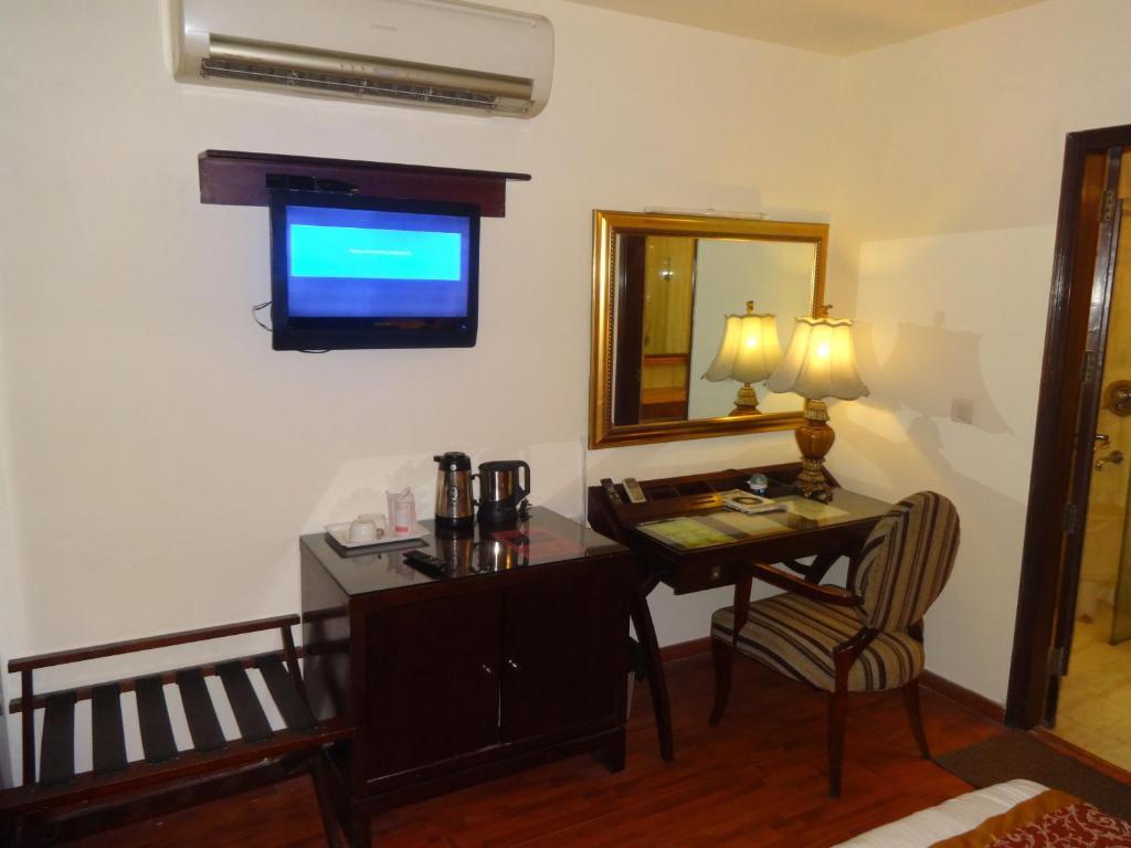 The Picasso Residency - Naraina New Delhi 호텔 외부 사진