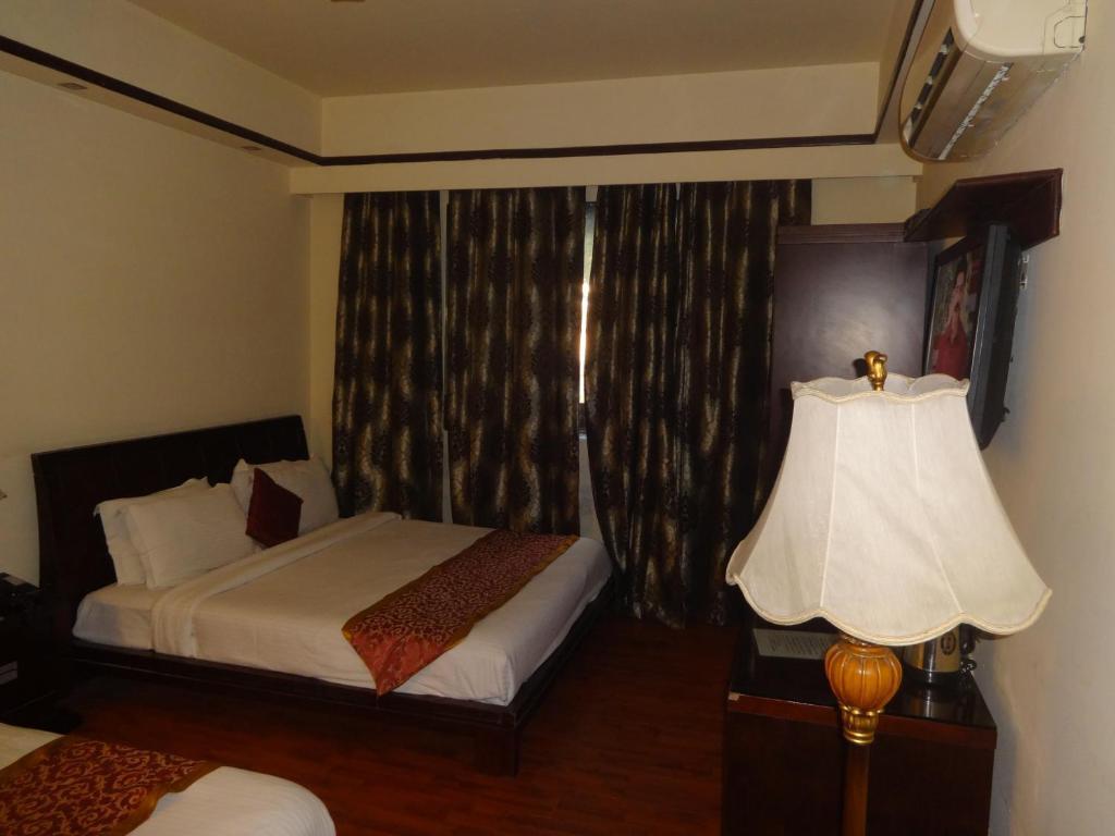 The Picasso Residency - Naraina New Delhi 호텔 외부 사진